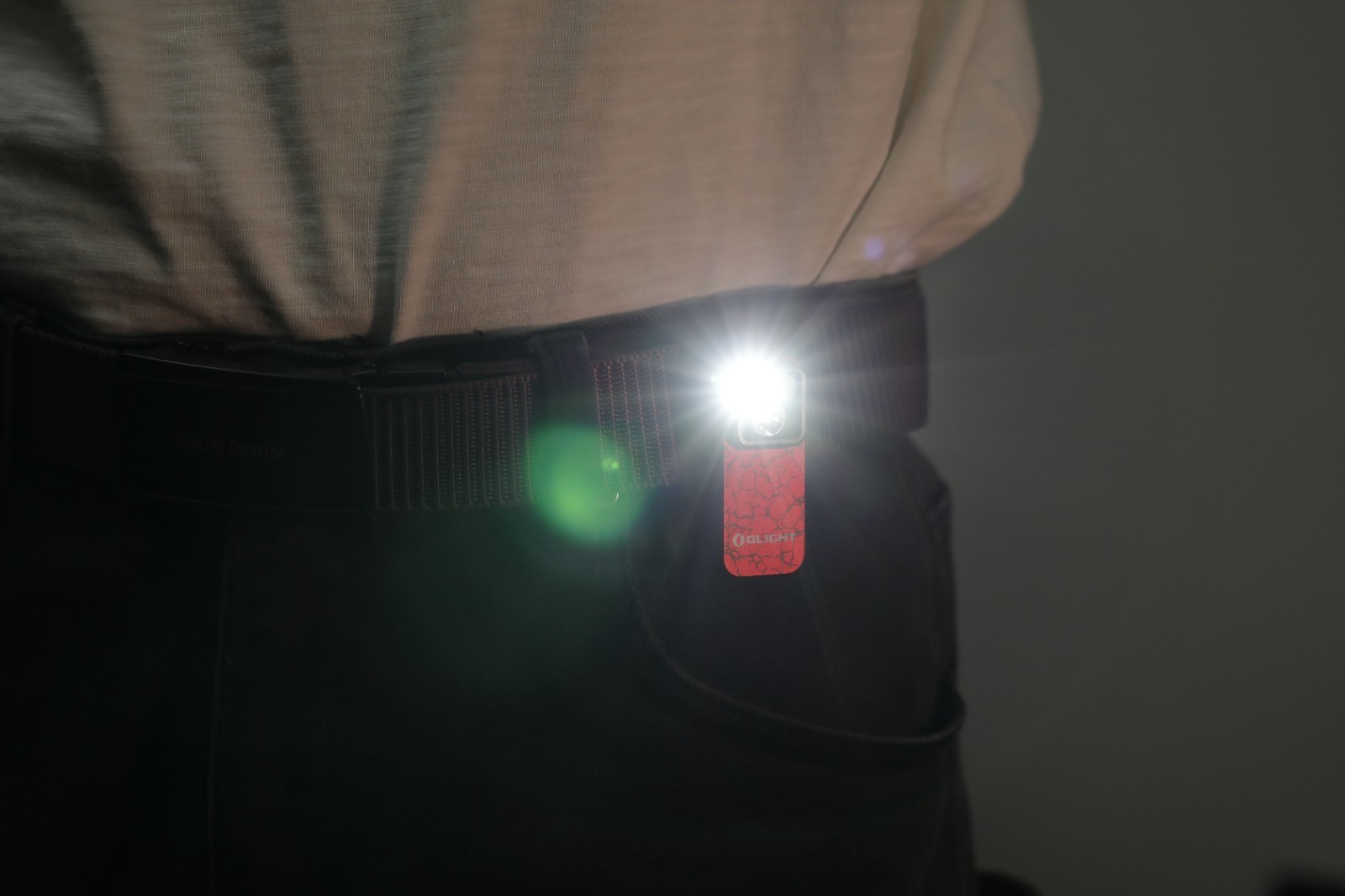 Olight Oclip Pro Molten Lava Clip On light, Flood/Spot/Red Light, 500 Lumens