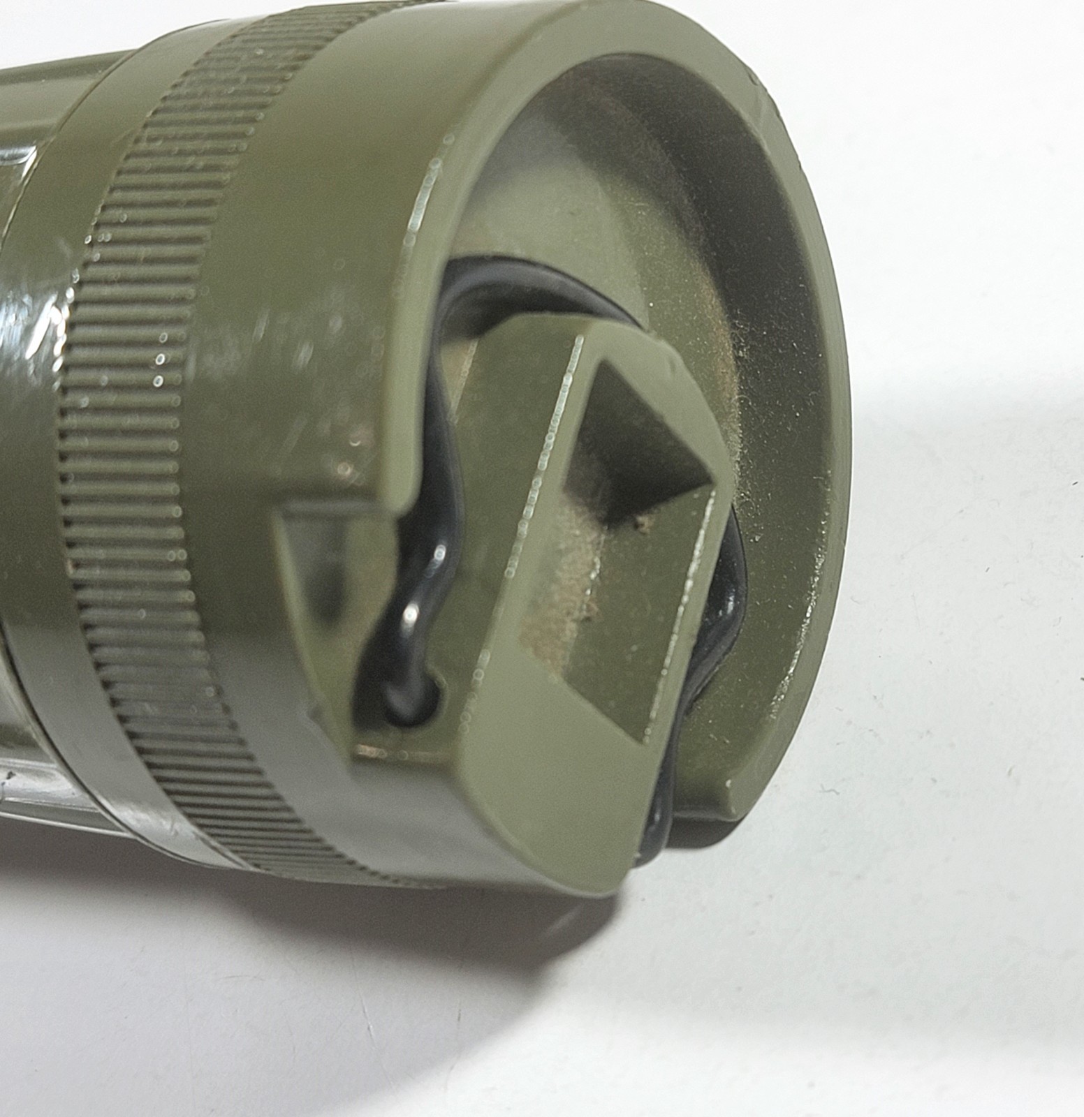U.S. Military Flashlight G T Price MX-991/U Angle Head Olive Green Belt Clip