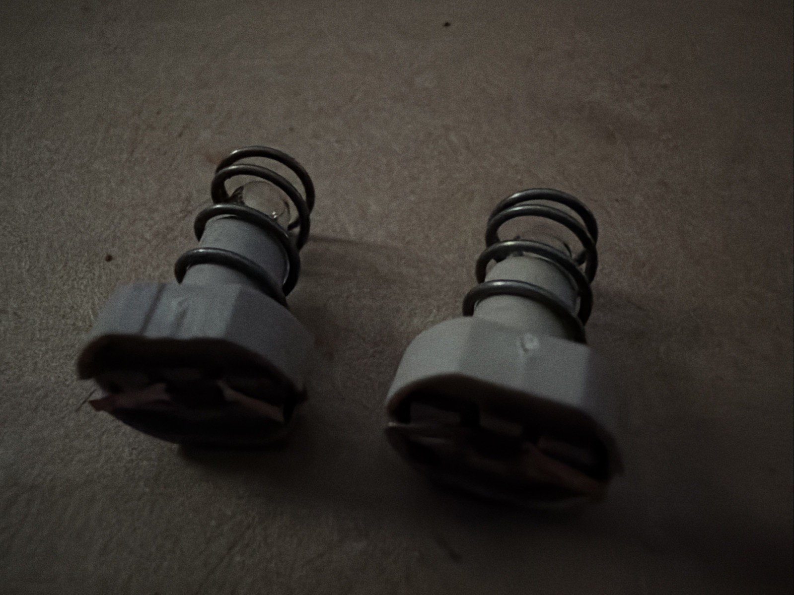 USED CFL-700 Lamp Pair Insight EOTech Streamlight M2 UTL, M3, M4-PRO, M5, M6 TLI