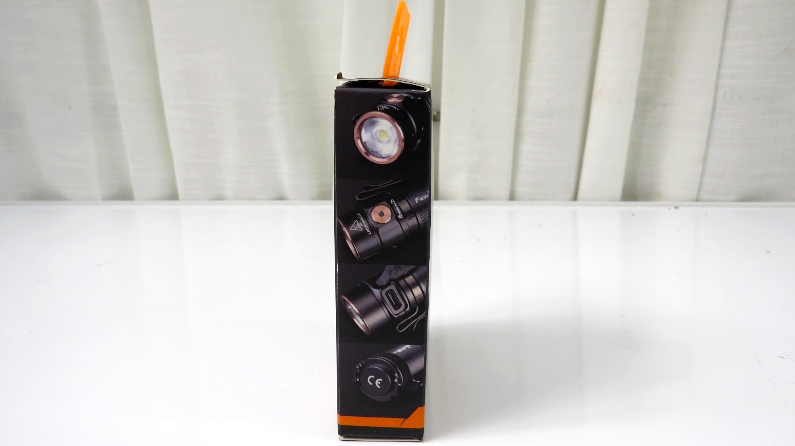 Fenix E18R V2.0 Ultra Compact High Performance EDC Flashlight 1200 Lumens