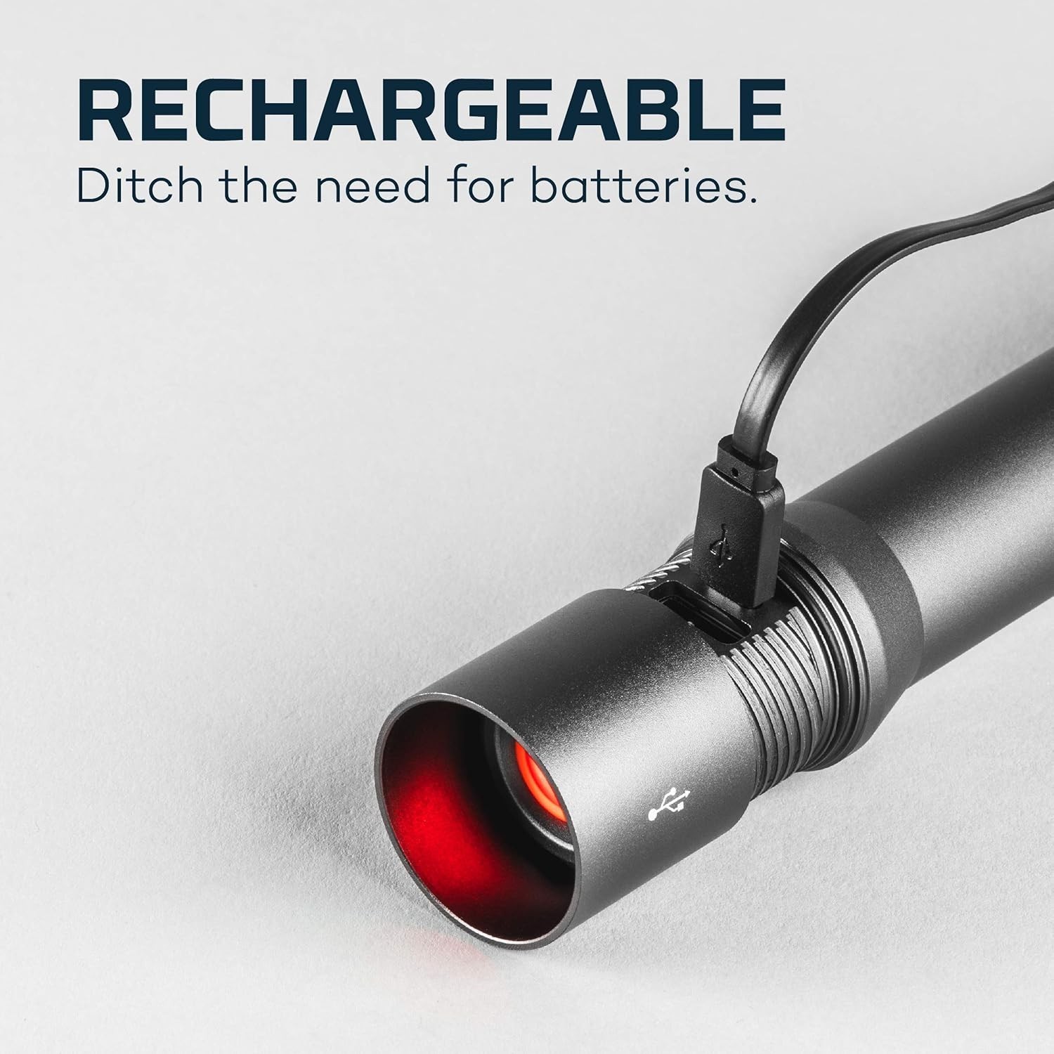 Davinci Compact LED Flashlight & Portable Charger: 2000 Lumens of Brilliance