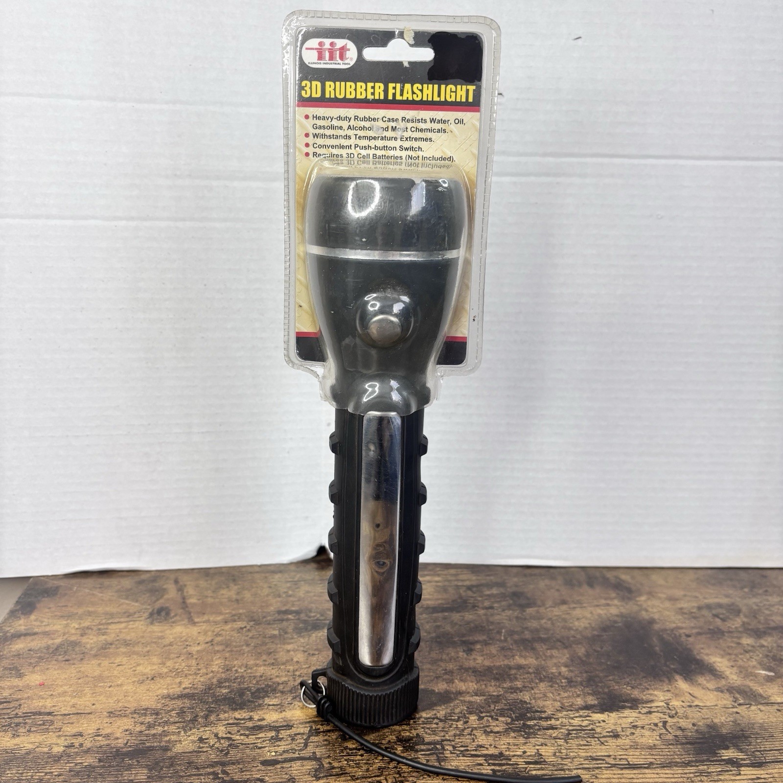 Vintage 2005 Illinois Industrial Tool 3D Rubber Flashlight LEd