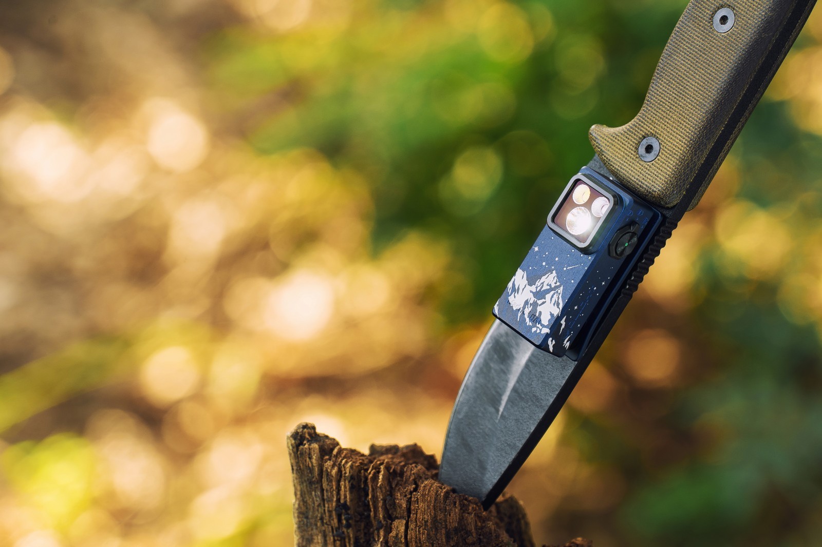 Olight Oclip Ultra Snowy Summit Clip-On Light & U1 Pro Multitool Carbon Fiber