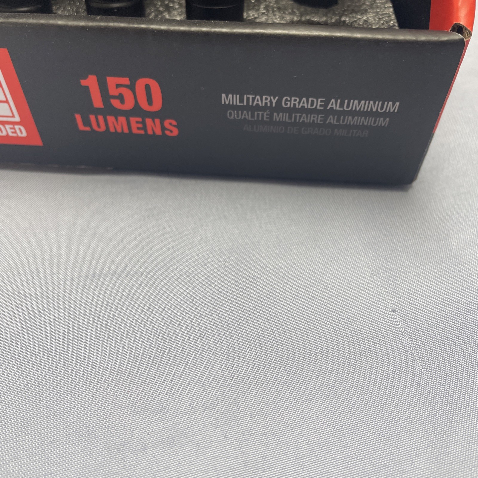 Bobcat 150 Lumen Flashlights w/ Pocket Clip. (Batteries included) New