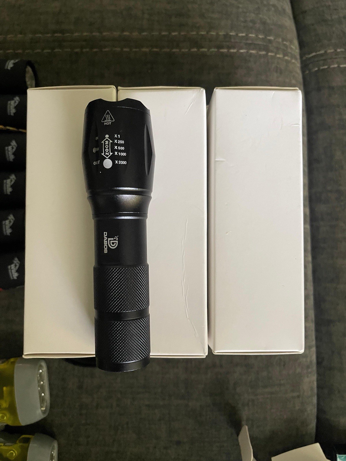 6 Black Aluminum LED Handheld Flashlight XML T6 Adjustable Focus Battery Powered