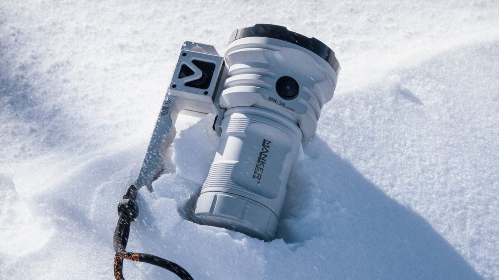 Manker MK38 Satellite (Power by 3x 21700 Batteries)