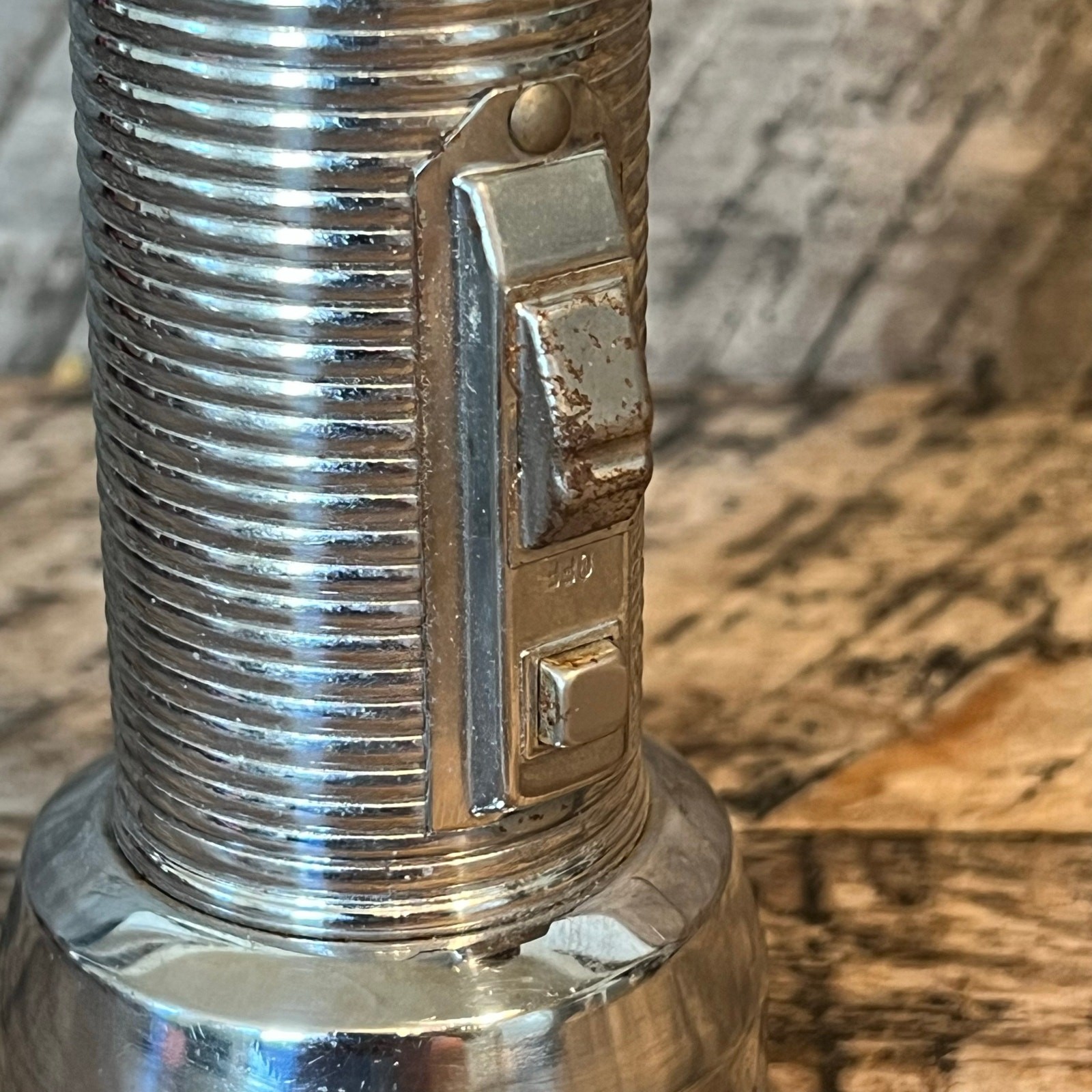 Vtg Metal Flashlight Heavy Duty Industrial Camping Outdoor Work Light Retro