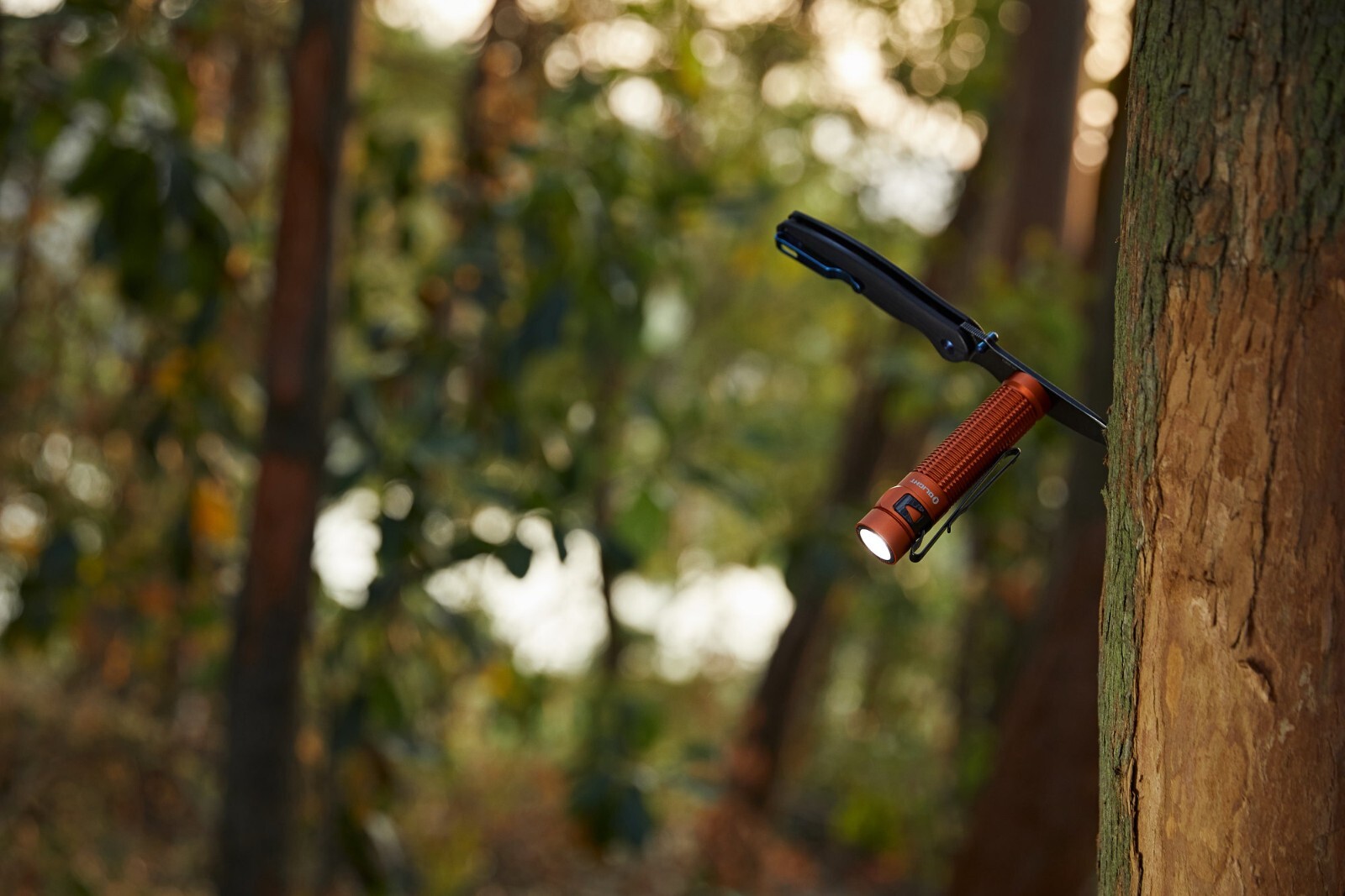 Olight Baton 3 Pro Orange Rechargeable Flashlight, 1500Lu, Cool White