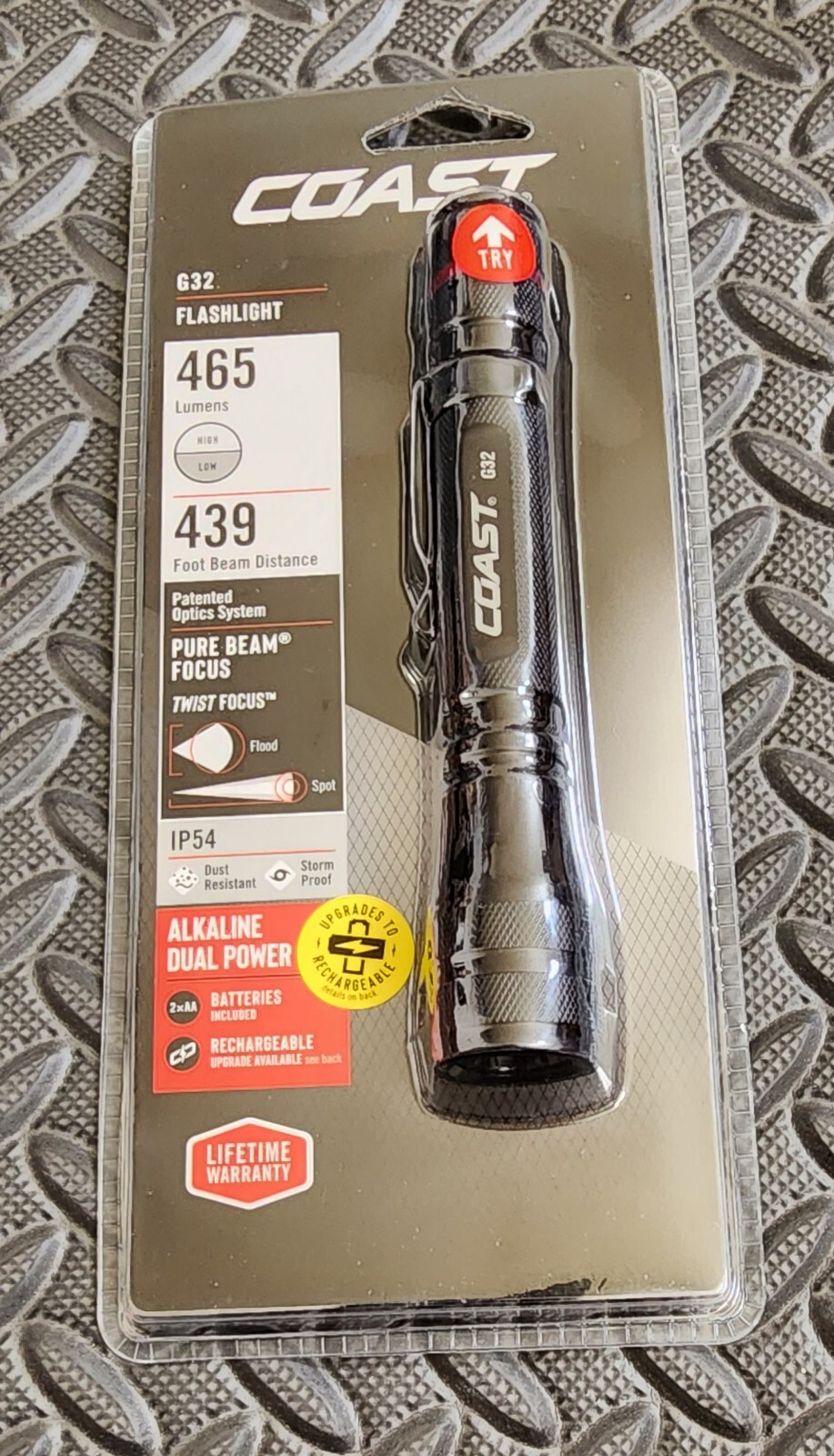 Coast G32 Flashlight with Pocket Clip – Batteries Included – Focusing Beam