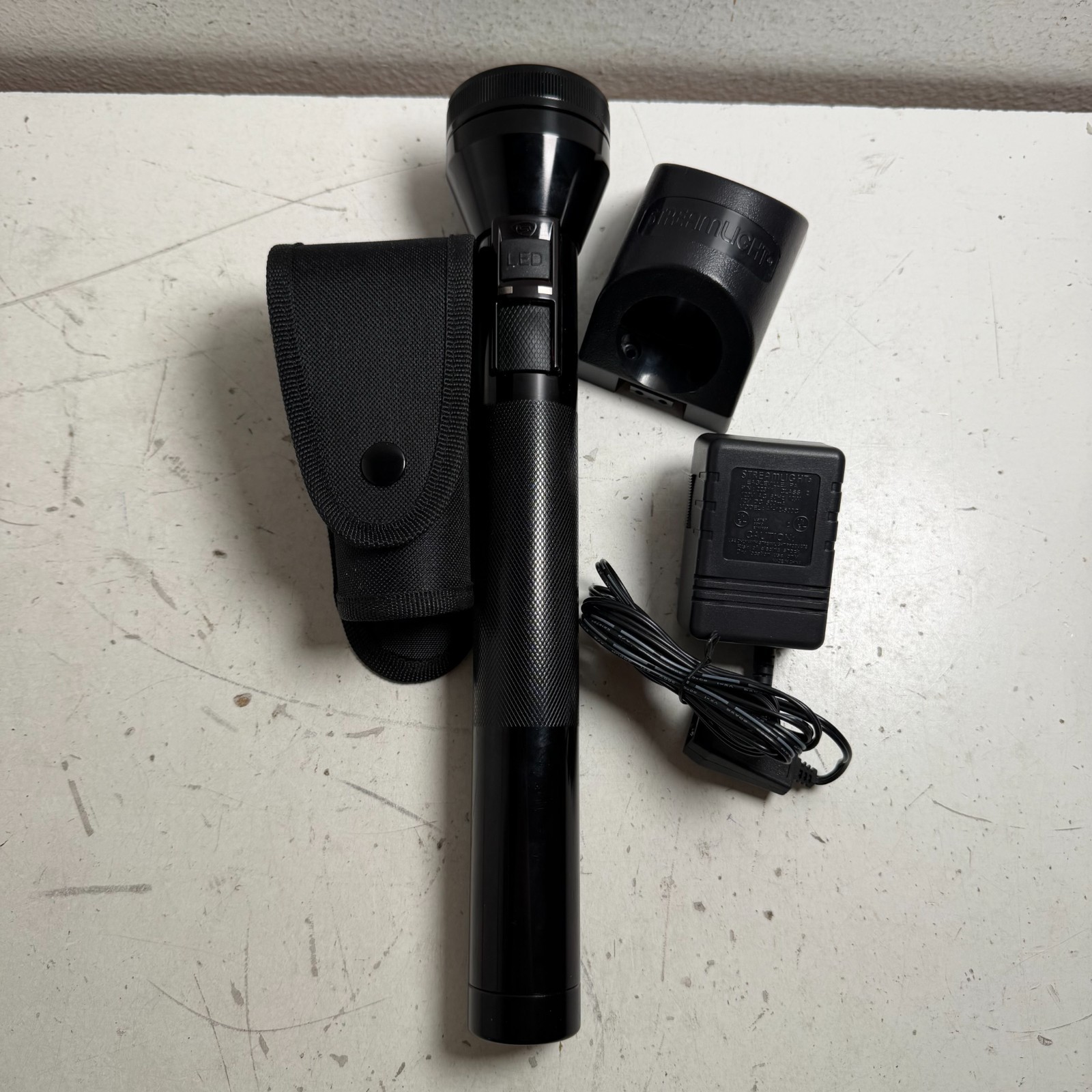 Streamlight SL-20XP-LED Black Rechargeable LED Flashlight with Accessories