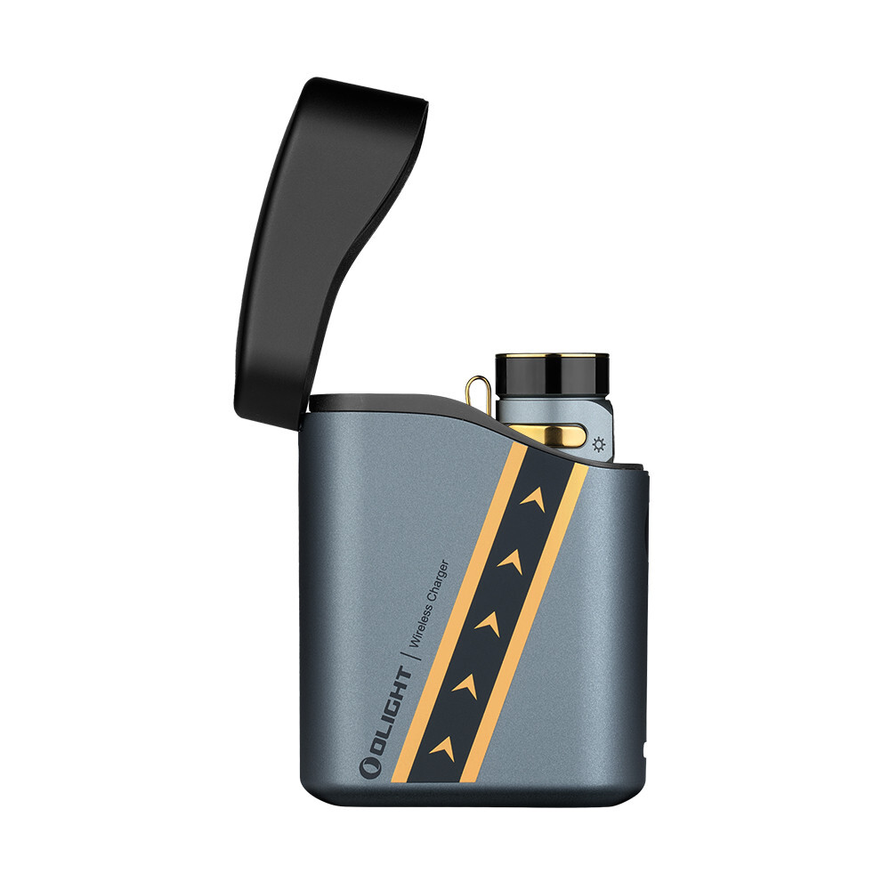 Olight Baton 4 Premium Fighter Pilot & Oclip Pro Phantom Squadron Flashlights