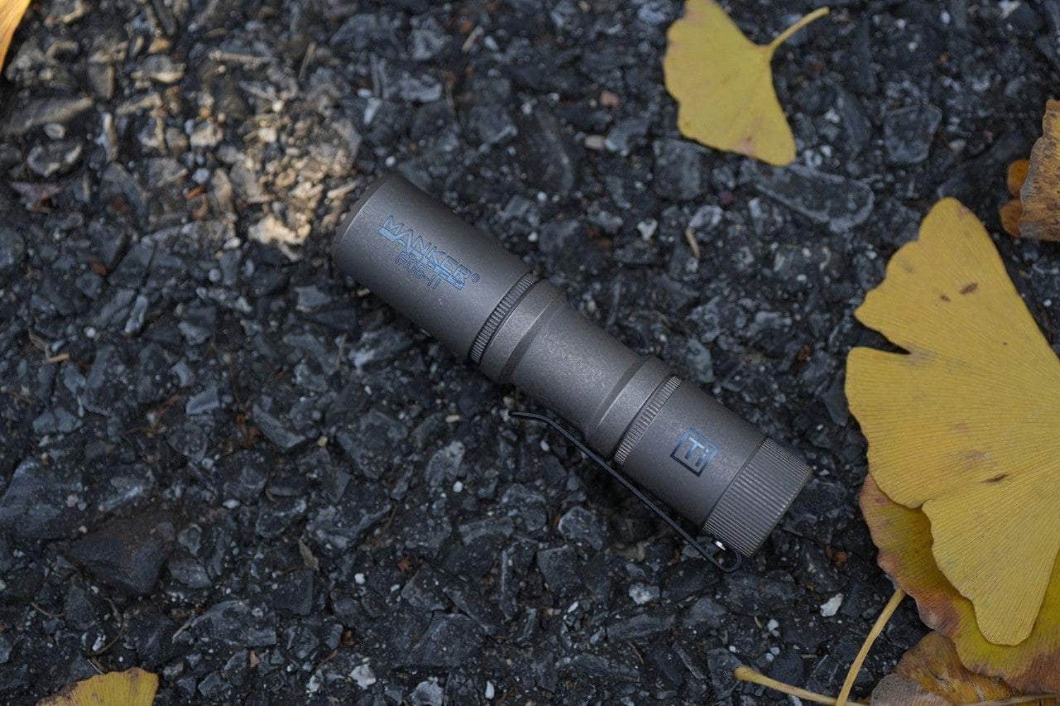 Manker E05 II – Stonewashed Ti