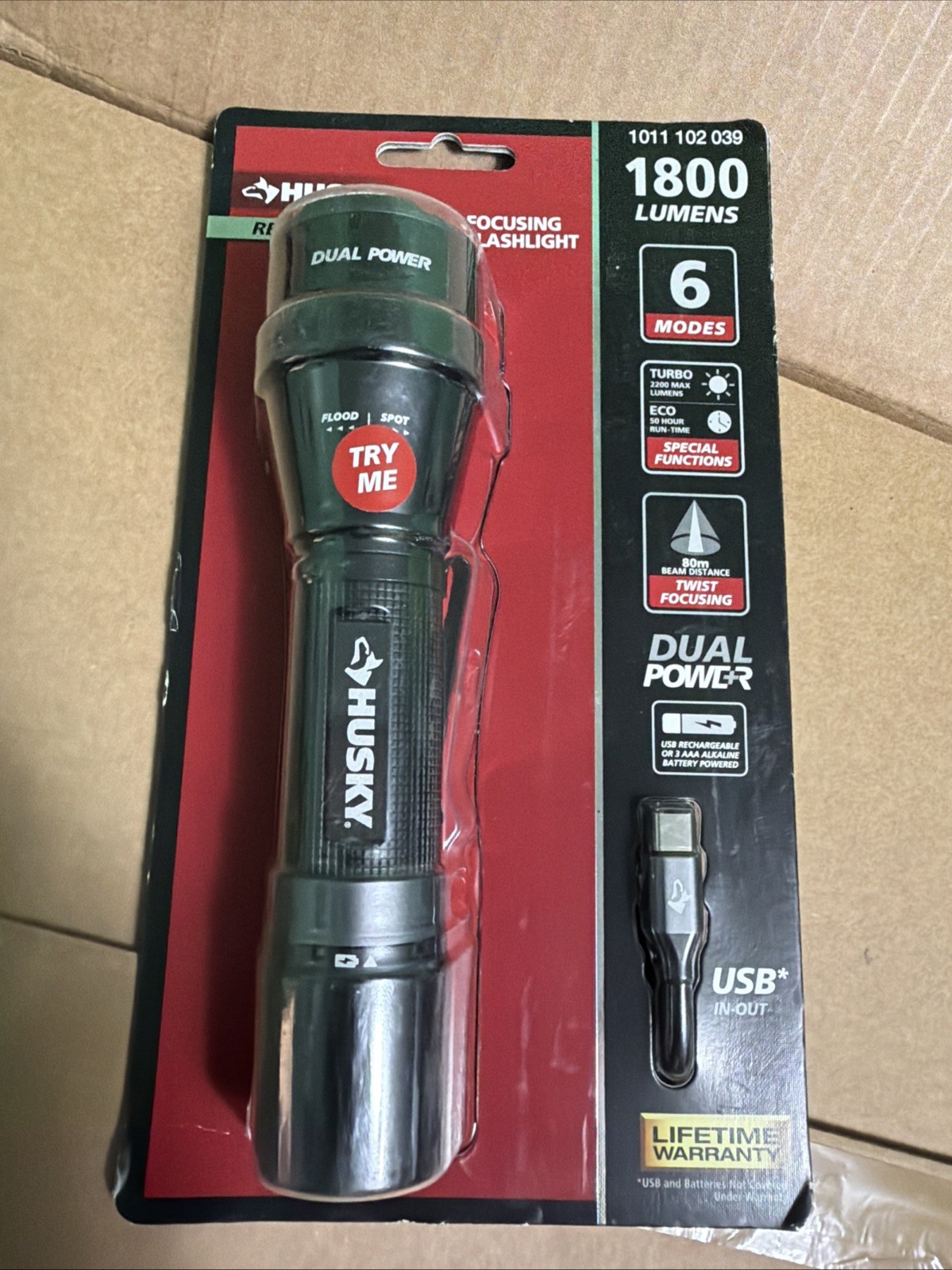 Husky 1800 Lumens Dual Power LED Rechargeable Lithium Ion Focusing Flashlight