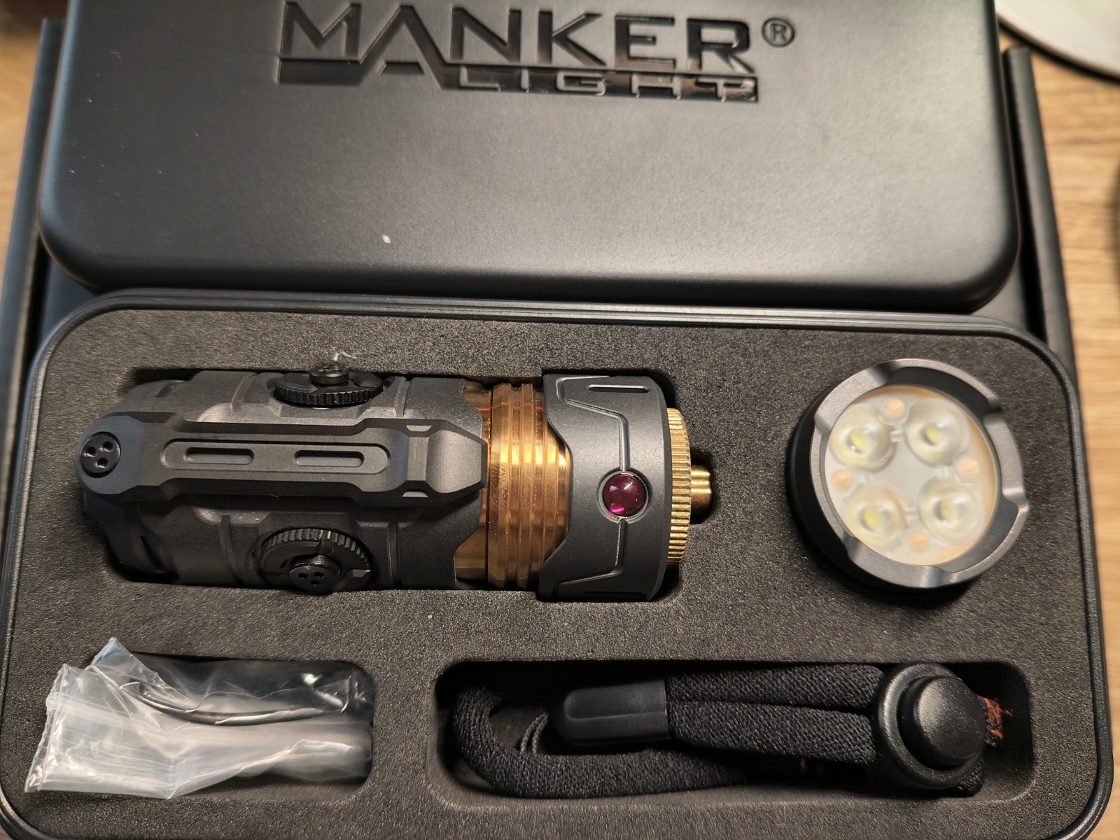 Manker Timeback III 3 Limited edition Flashlight 2500LM Zirconium+Gold Titanium