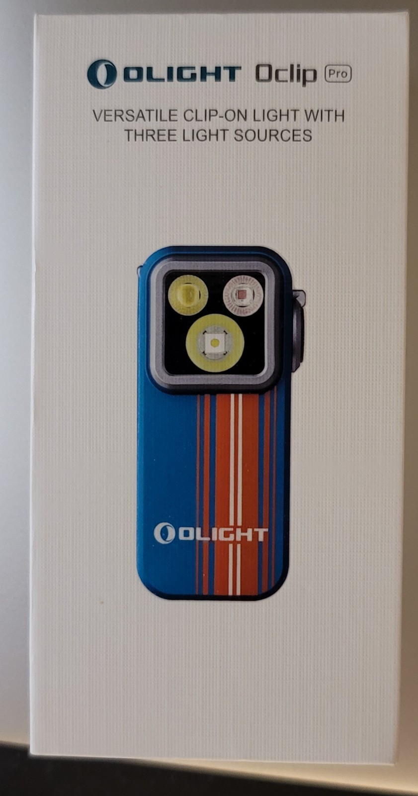 OLIGHT ROADSTER OCLIP PRO 3-IN-1 RECHARGEABLE LED FLASHLIGHT + BUILT-IN BATTERY