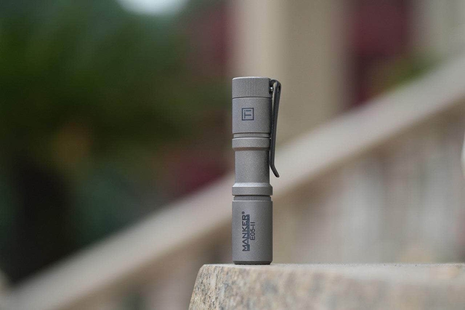Manker E05 II – Stonewashed Ti