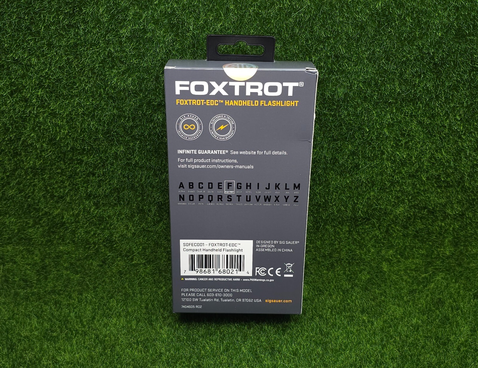 Sig Sauer FOXTROT-EDC 1350 Lumen Compact Handheld Tactical Flashlight – SOFEC001