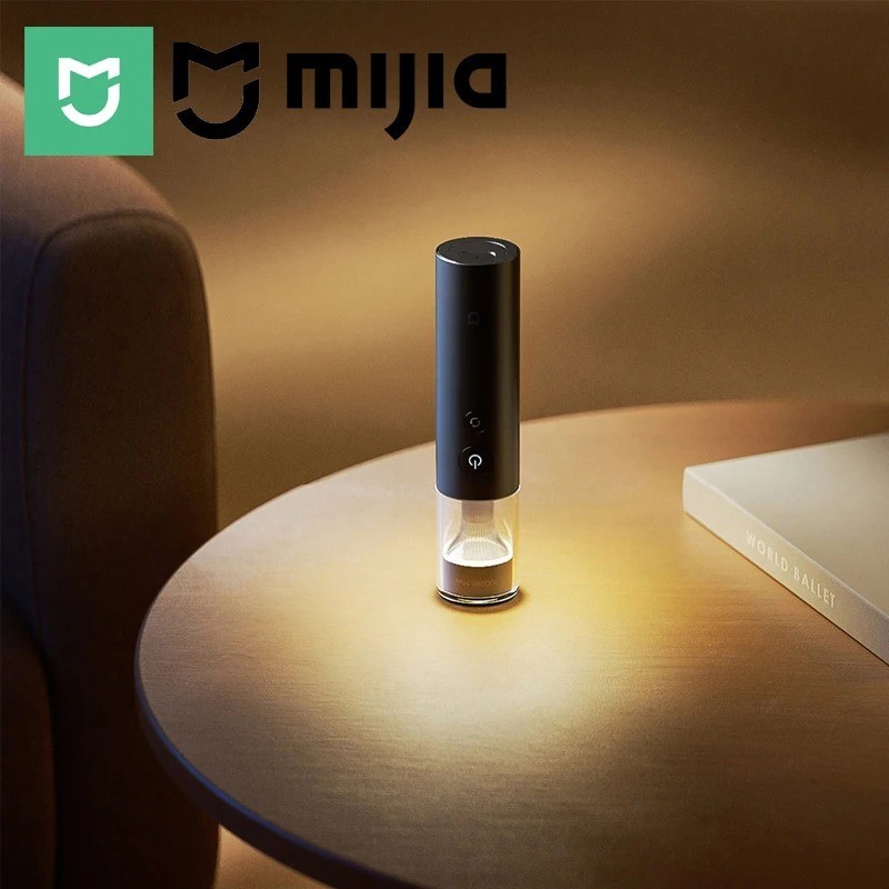Multifunctional Portable Flashlight 30h Ultra-long Battery Life 1000 Lumens Stro