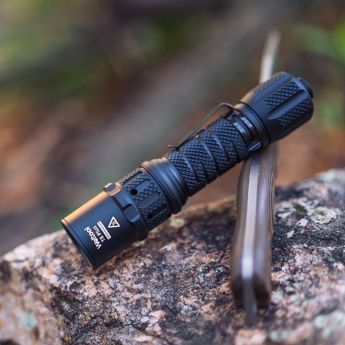Weltool T8PLUS TAC 2180 Lumens 636 Meters Beam Throw Tactical 21700 Flashlight