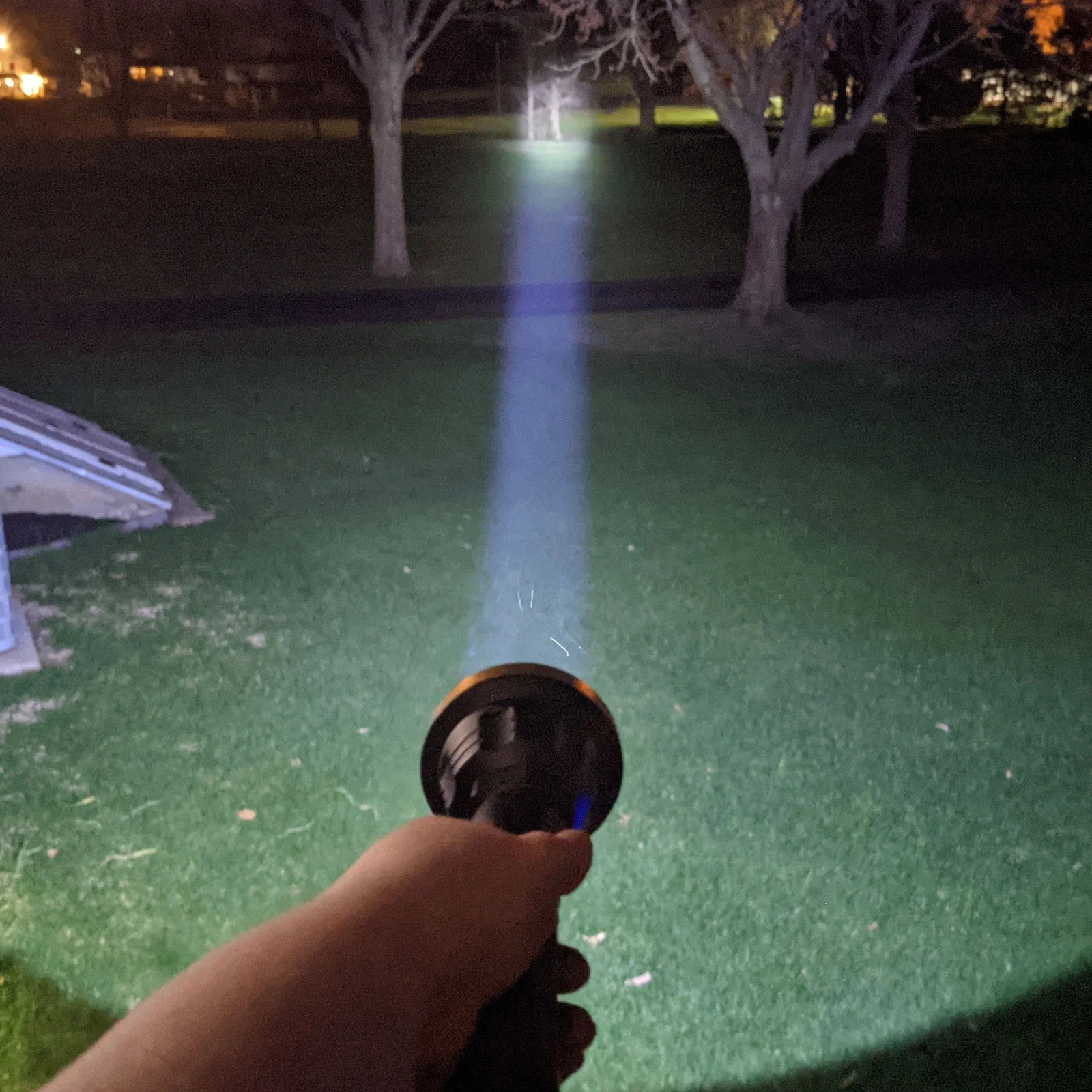 New！LitezAll Rechargeable ULTAC2 1000 Lumen LED Flashlight with Battery Meter