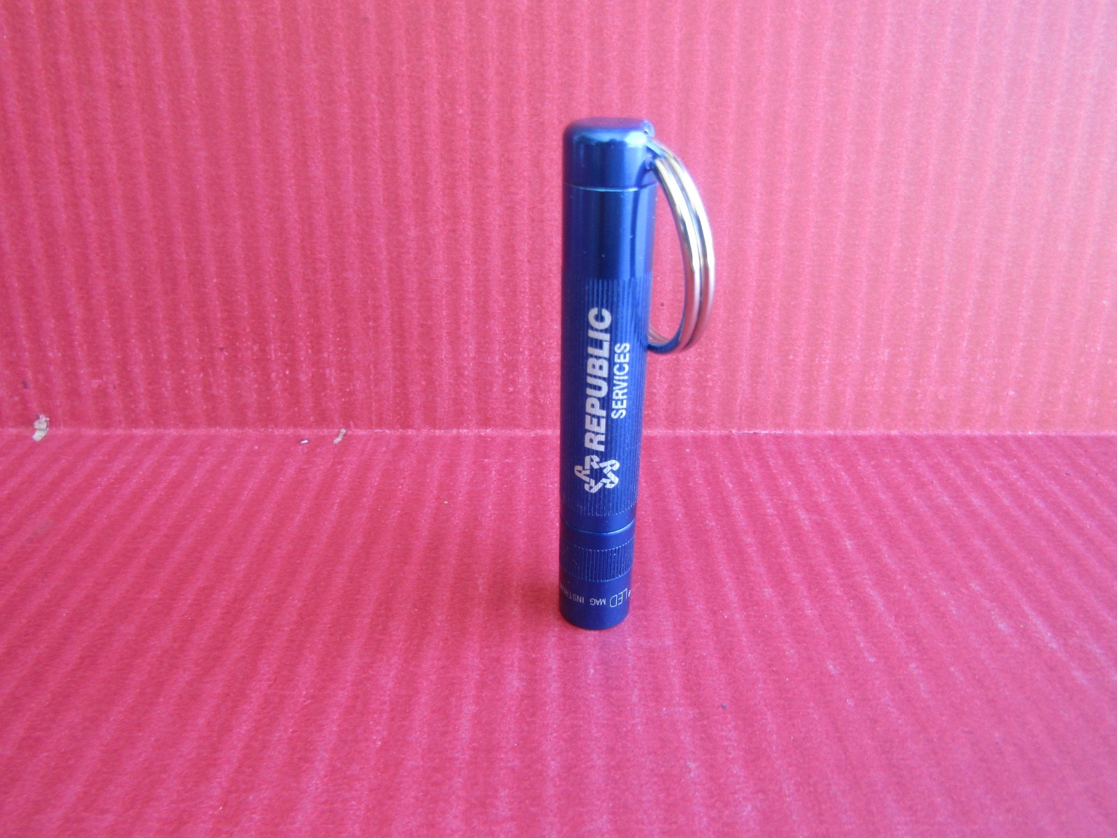 REPUBLIC SERVICES Blue Mini MAG Instrument Flashlight Key Ring Solitaire LED 3.2