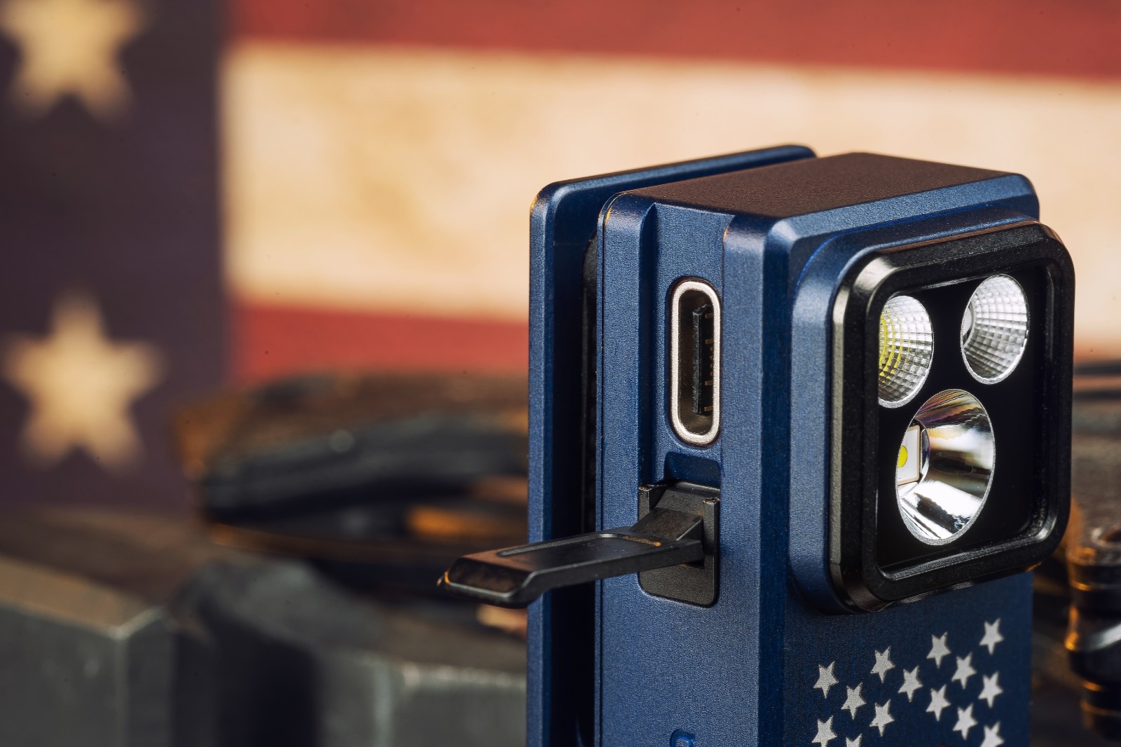 Olight Oclip Ultra Stars & Stripes Clip-On Light, Flood, Spot, & UV Modes, 530L