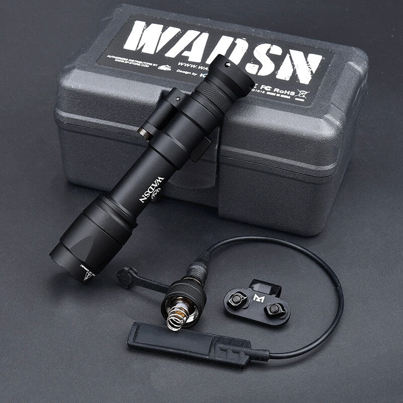 Strobe Light Weapon Light Rail LED Lighting Offset side M640C Flashlight