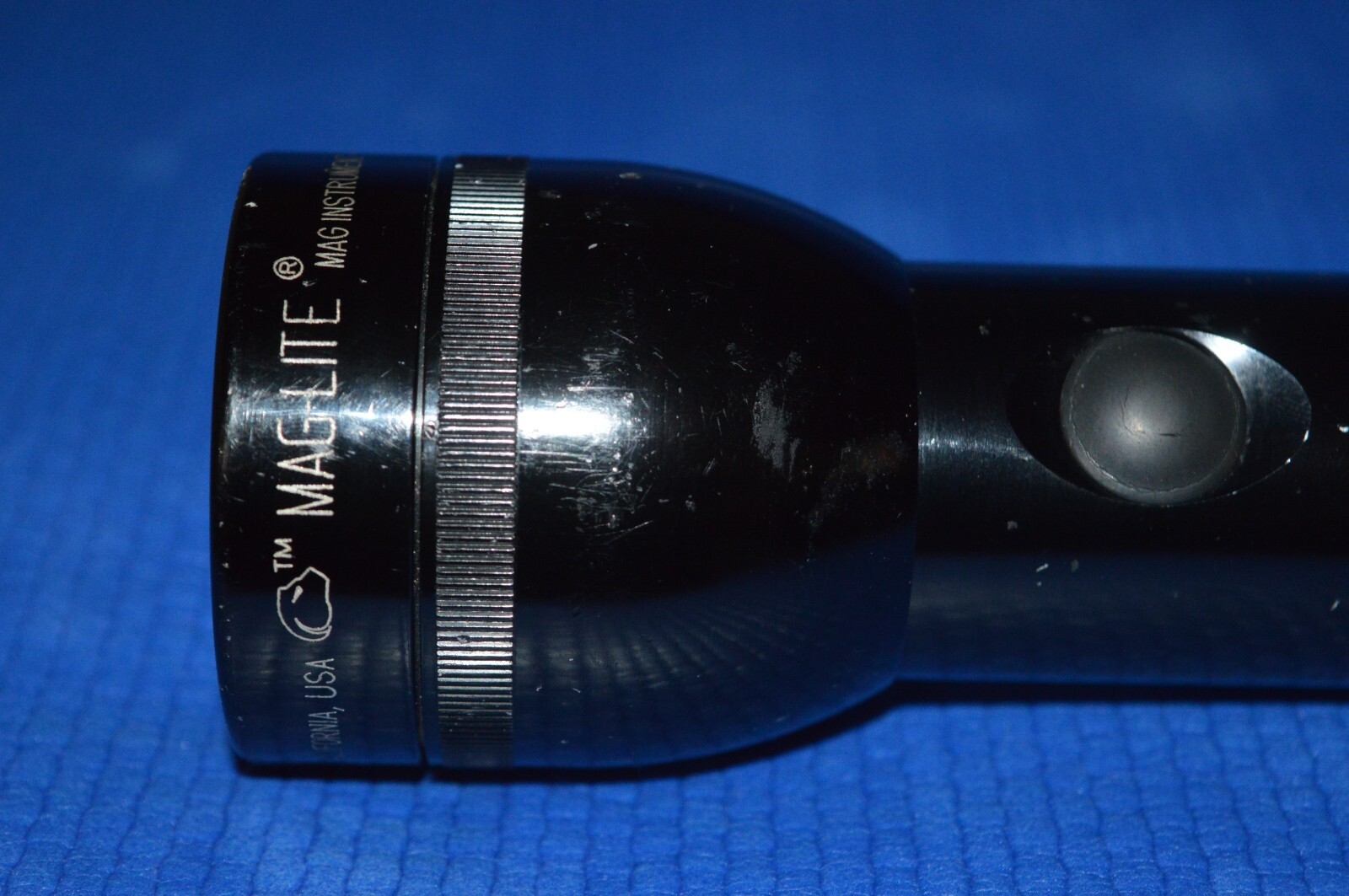 Mag-Lite Black Flashlight Mag Instrument Ontario California Engrave Writing