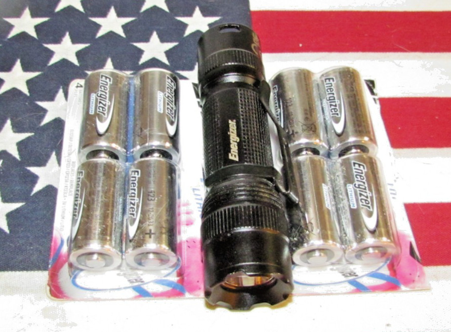Energizer Tactical Metal Flashlight IPX4 Rated Body 300 Lumens w/9 New Batteries