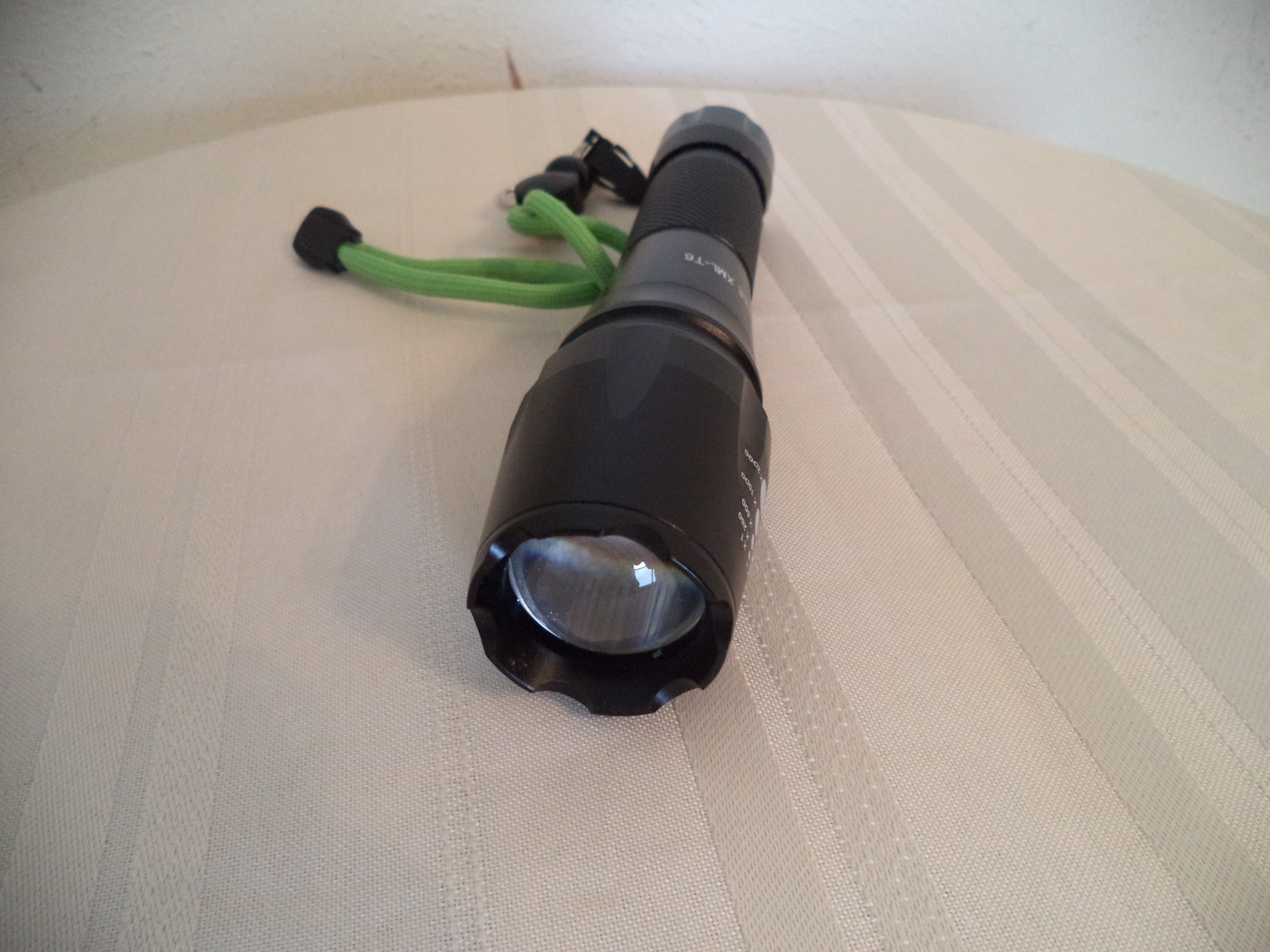 led flashlight 1000 lumens