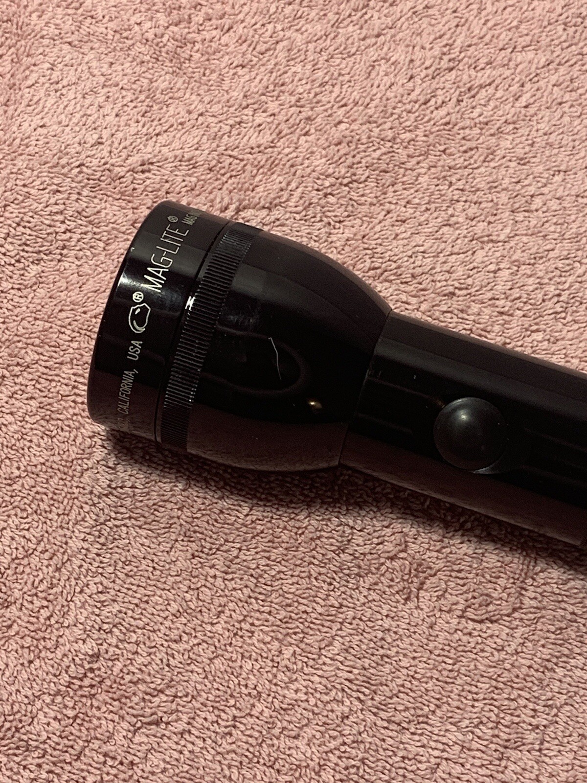 MAG-LITE 10” Black Vintage Mag Instrument Ontario California USA W/ Batteries