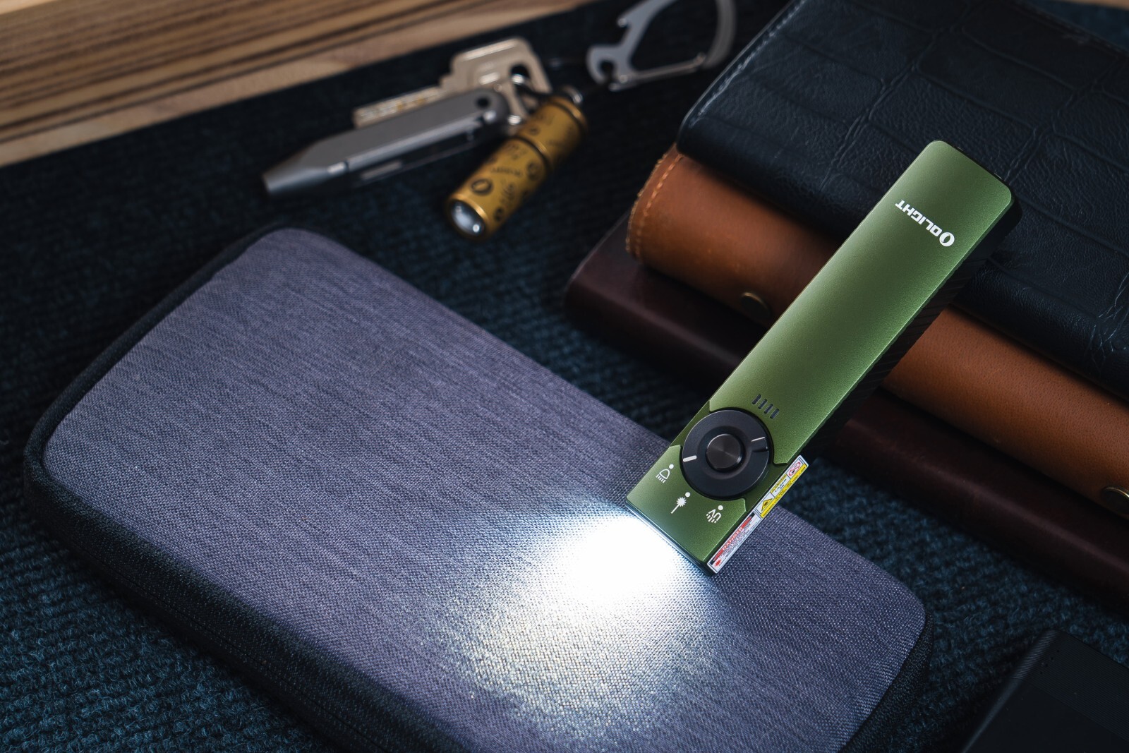 Olight Arkfeld Pro OD Green CW Flat Flashlight, LED Light, UV/Laser, 1300L