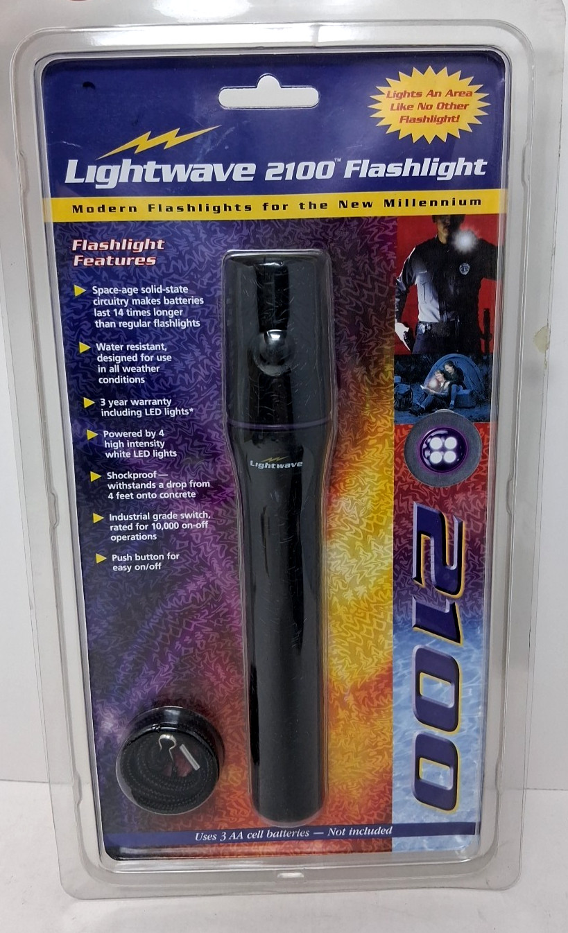 Lightwave 2100 Flashlight Solid-state Light Emitting Diodes Water Resistant NEW