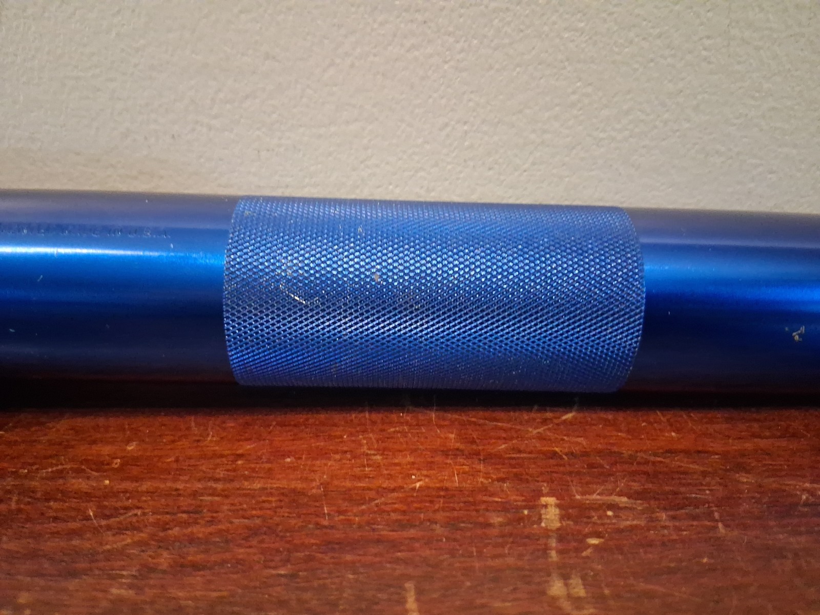 10″ MAG-LITE 2D Flashlight WORKING – Color Blue (10 Inch) MADE IN USA Used Cond.