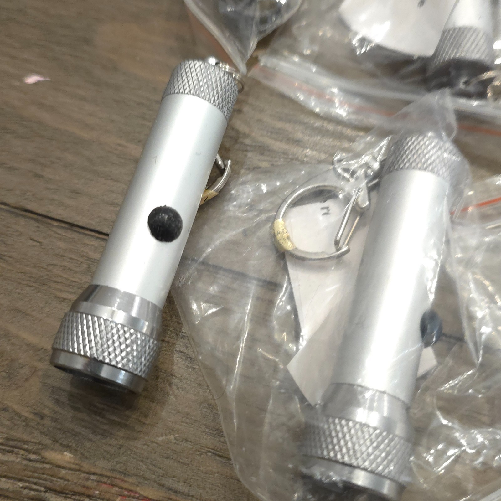 Lot of 20 Silver Mini Flashlights w Keychain Hooks Aluminum Metal Set