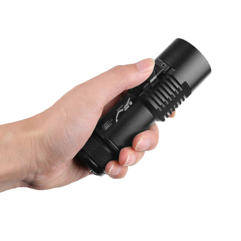 Super Bright Diving Flashlight P70 LED IPX8 Waterproof Professional Diving Light
