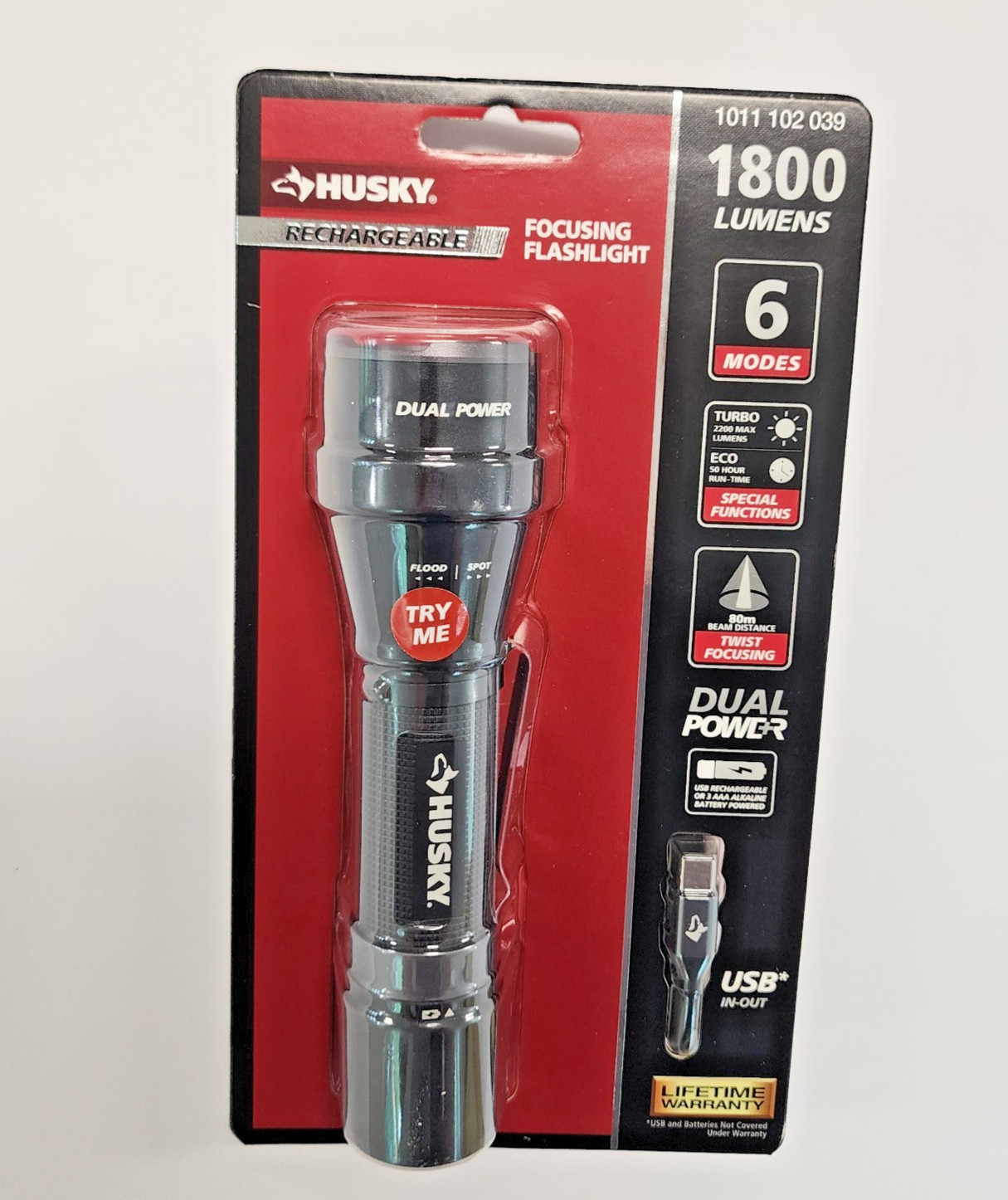 1800 Lumen LED Rechargeable Flashlight : Husky Dual Power, Focusing Flashlight!