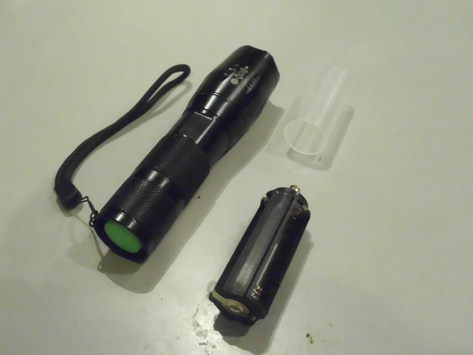 10000LM CREE XM-L T6 LED Flashlight Zoomable Waterproof