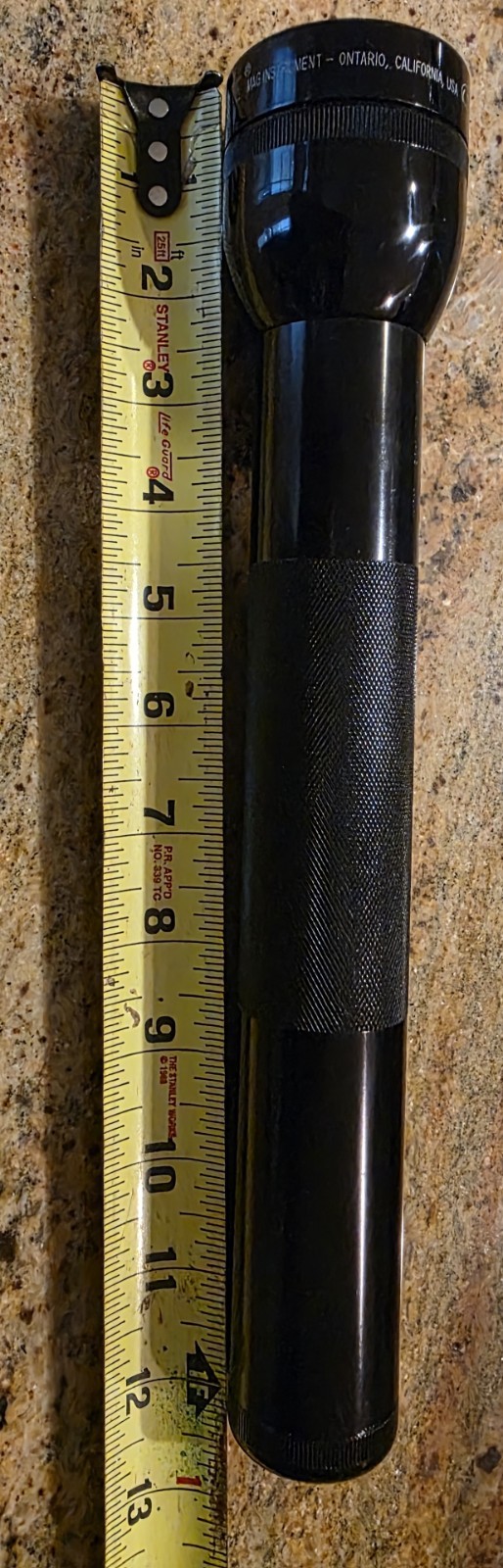 MAGLITE Black 3D Cell Flashlight, Works, 12.5 inch
