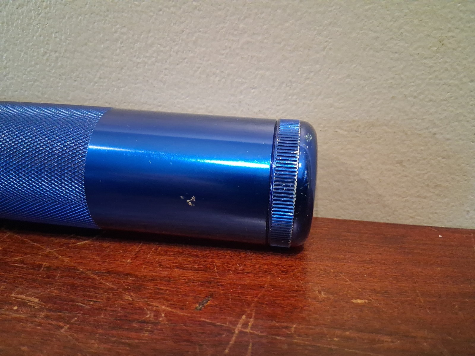10″ MAG-LITE 2D Flashlight WORKING – Color Blue (10 Inch) MADE IN USA Used Cond.