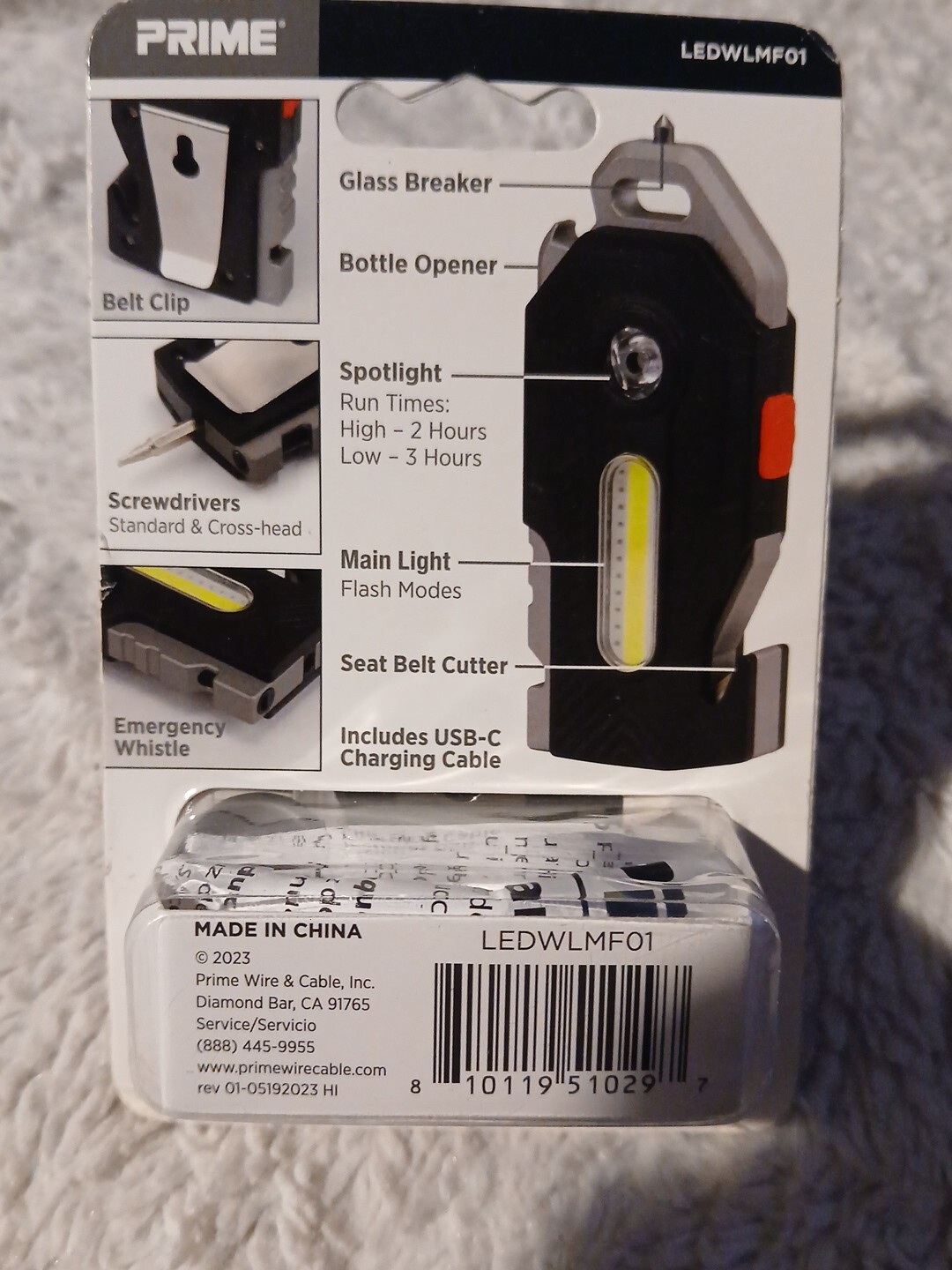EDC Multifunctional Keychain Flashlight 7-in-1 Led Light Screwdriver Whistle etc