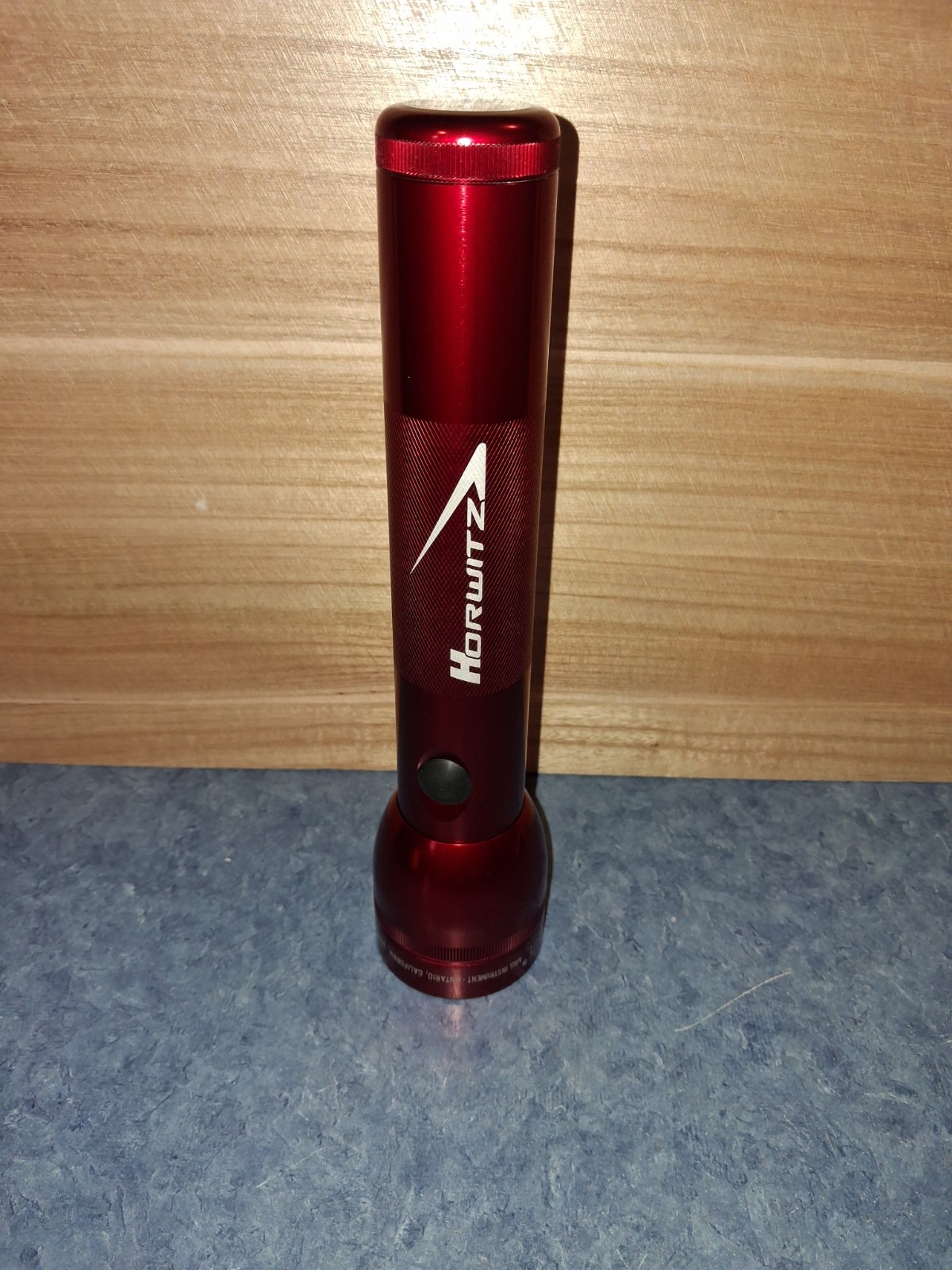 Mag-Lite-Horwitz Branded Flashlight 10″ Red Aluminum-Never Used-Mint Condition!!