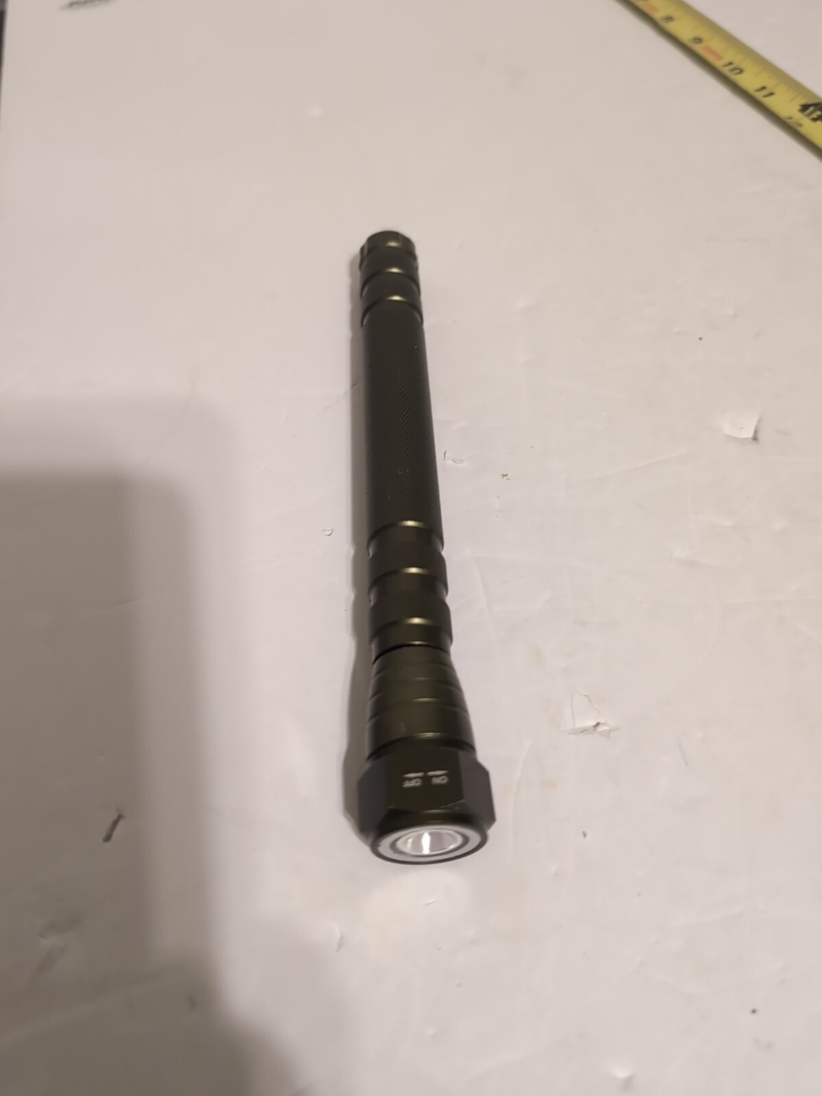 Flashlight Magnetic Pickup Tool Telescoping Flexible Extensible Flashlight 7in1
