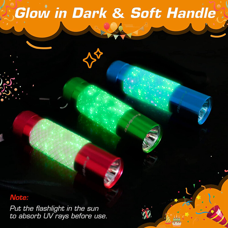 EverBrite 3Pack Mini LED Flashlight Glow Dark Aluminum Flashlight 8AAA Batteries