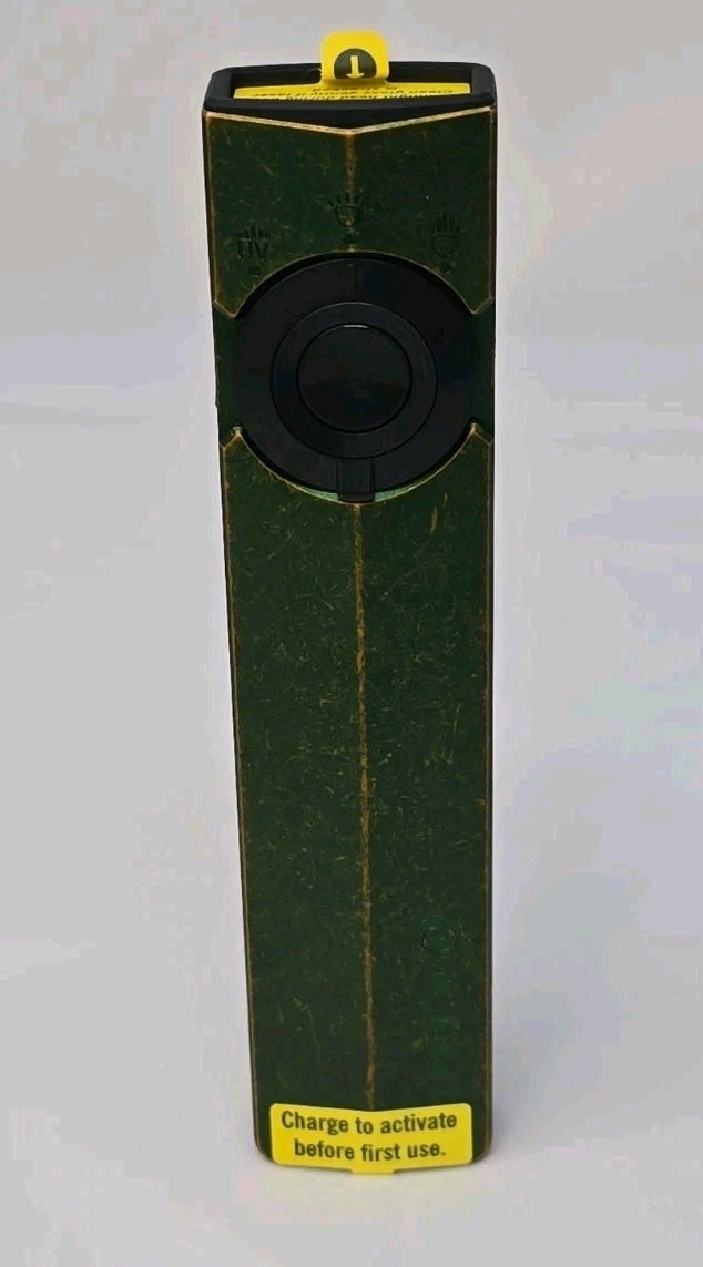 OLIGHT C.O.R.E. Antique Green Arkpro Limited Edition With Battle Case