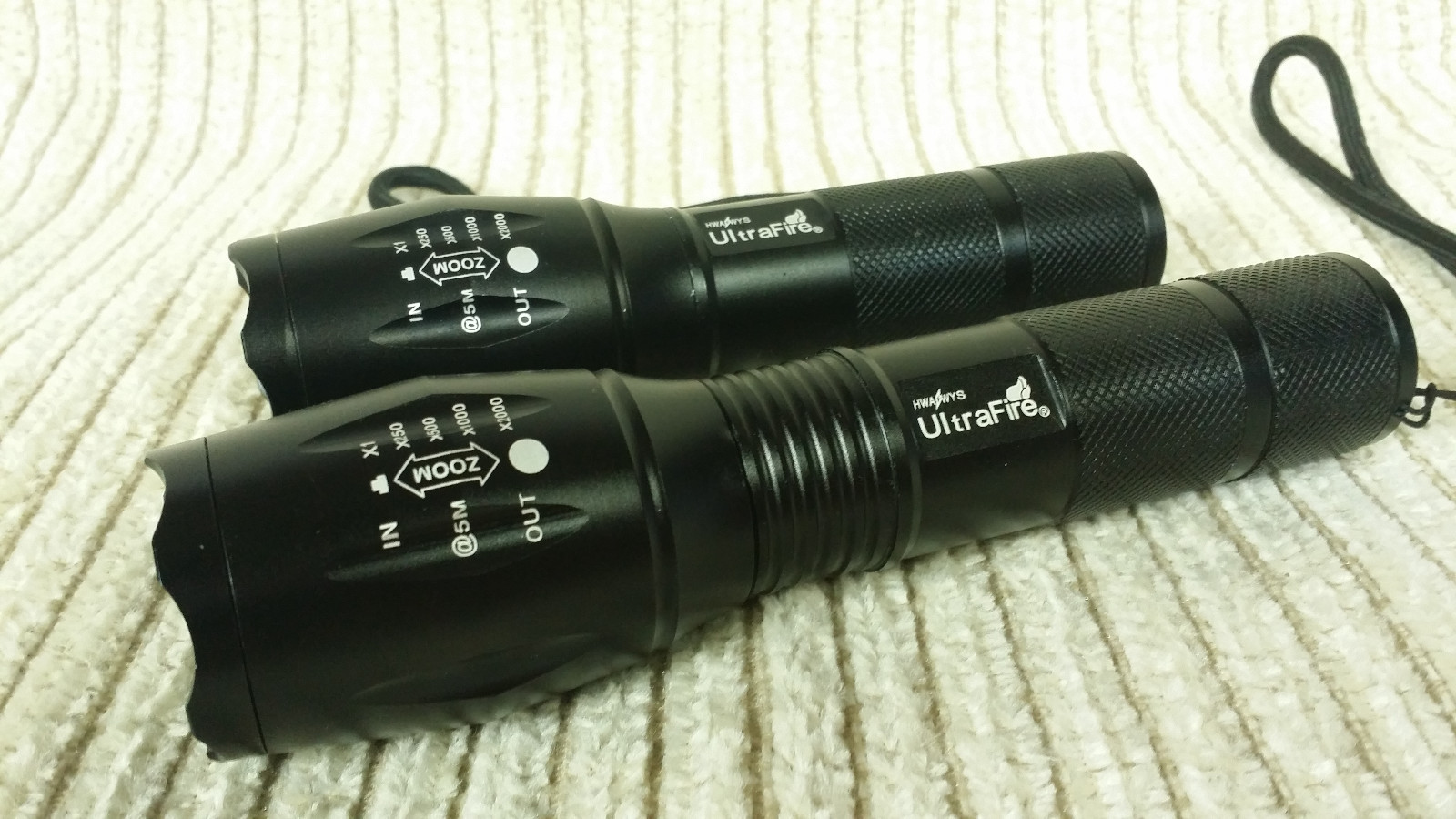 4 Super Bright LED Flashlights 2000 Lumen Cree Xml-T6 Waterproof Zoomable 5-mode