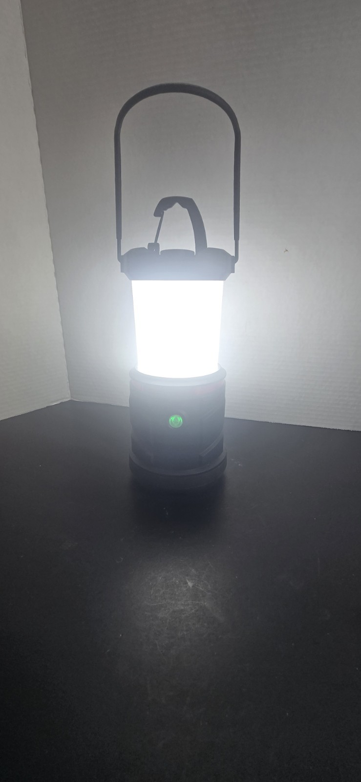 Coast EAL26 1250 Lumens Alkaline Battery Dual Power Camping Lantern Flashlight