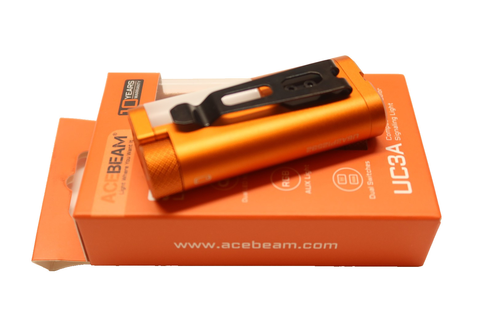 UC3A Compact Multi-Color EDC Flashlight | 900 Lumens | USB-C Rechargeable | RGB