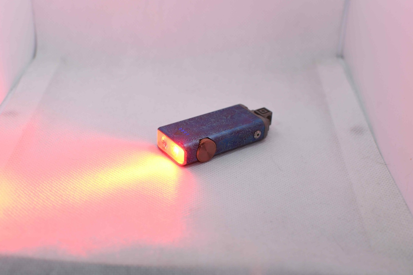 FENIX APEX 20 TI LIMITED EDITION FLASHLIGHT ( FLOW BLUE ) – 20TH ANNIVERSARY