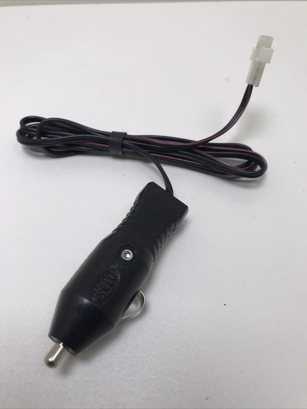 Maglite Flashlight 12V Car Charger Power Adapter SAFCO Cradle MAG Vintage